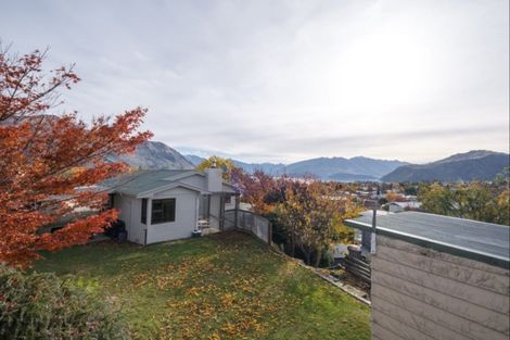 Photo of property in 63 Manuka Crescent, Wanaka, 9305