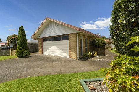 Photo of property in 15 Lilac Place, Otumoetai, Tauranga, 3110