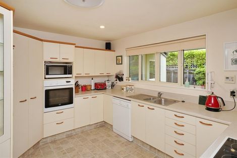 Photo of property in 6a Virtue Place, Bishopdale, Christchurch, 8053