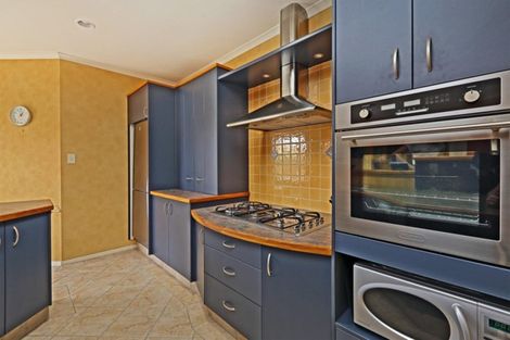 Photo of property in 8 Addington Place, Taradale, Napier, 4112