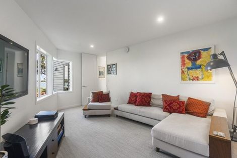 Photo of property in 83 Ngataringa Road, Devonport, Auckland, 0624