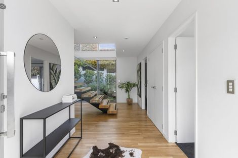 Photo of property in 38 Takutai Avenue, Bucklands Beach, Auckland, 2012