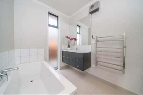 Photo of property in 21 Meyer Crescent, Halswell, Christchurch, 8025