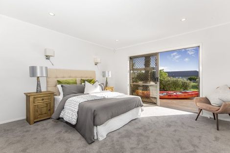 Photo of property in 13 Reynard Terrace, Conifer Grove, Takanini, 2112