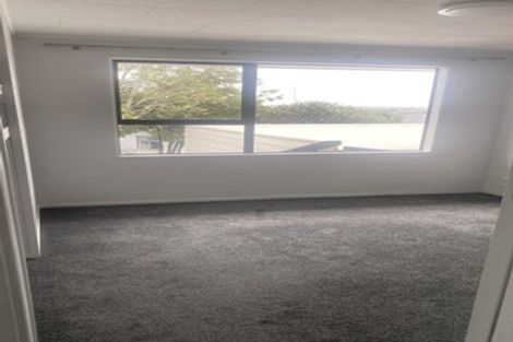 Photo of property in 41 Lavelle Road, Henderson, Auckland, 0612