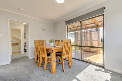 Photo of property in 10 Tranmere Road, Fairfield, Hamilton, 3214