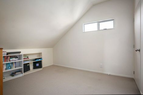 Photo of property in 29b Clare Street, Cambridge, 3434