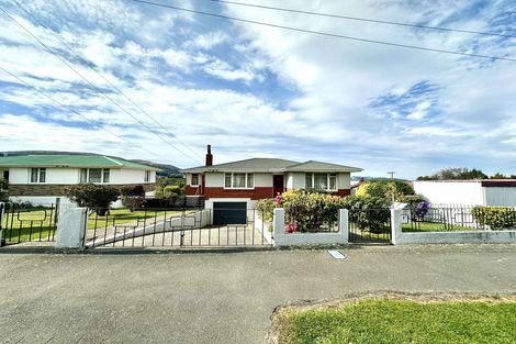 Photo of property in 28 Caldwell Street, Brockville, Dunedin, 9011