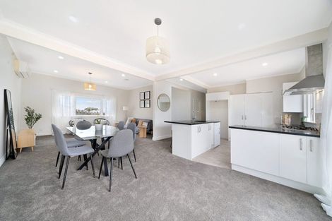 Photo of property in 1/81a Woodglen Road, Glen Eden, Auckland, 0602