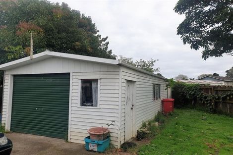 Photo of property in 16 Limond Street, Randwick Park, Auckland, 2105