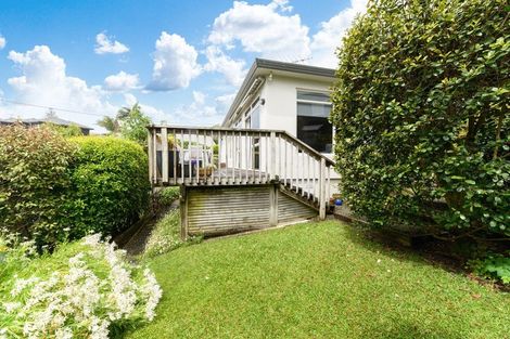 Photo of property in 2/87a Kowhai Road, Mairangi Bay, Auckland, 0630