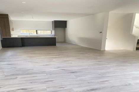 Photo of property in 50b Barbados Drive, Unsworth Heights, Auckland, 0632