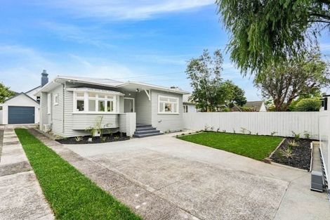 Photo of property in 48 Lambeth Road, Mount Eden, Auckland, 1041