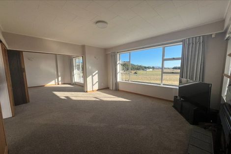 Photo of property in 133 Muhunoa Road East, Ohau, Levin, 5570