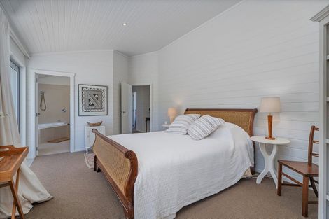 Photo of property in 899e Purangi Road, Cooks Beach, Whitianga, 3591