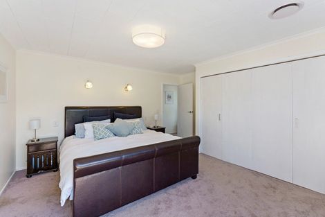 Photo of property in 10 Nimmo Avenue, Waikanae, 5036