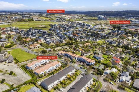Photo of property in 4/78 Fernhill Way, Oteha, Auckland, 0632