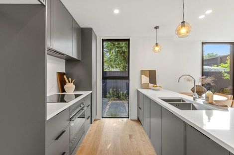 Photo of property in 2/60 Innes Road, St Albans, Christchurch, 8052