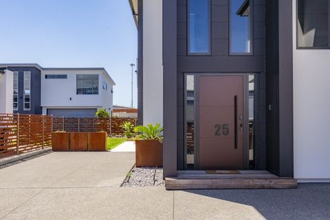 Photo of property in 25 Coronation Street, Ahuriri, Napier, 4110
