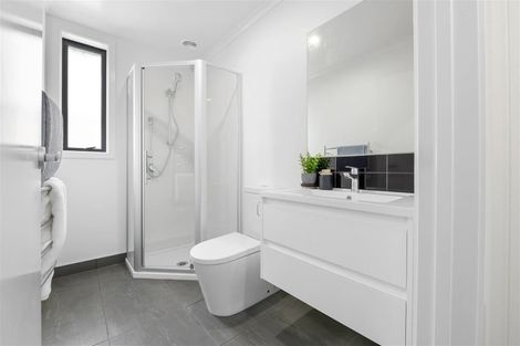 Photo of property in 31 Waruhia Crescent, Rototuna North, 3281