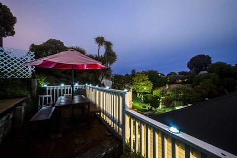 Photo of property in 6 Cameron Road, Bluff Hill, Napier, 4110