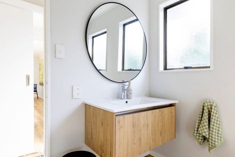 Photo of property in 242 Rereahu Avenue, Hatepe, Turangi, 3382