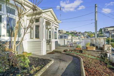 Photo of property in 23 Porritt Avenue, Mount Victoria, Wellington, 6011
