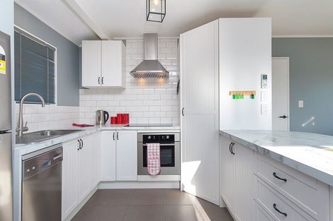 Photo of property in 47 Hooper Avenue, Pukekohe, 2120