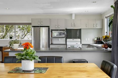 Photo of property in 12 Green Place, Richmond Heights, Taupo, 3330