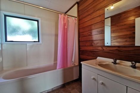 Photo of property in 35a Broderick Road, Johnsonville, Wellington, 6037