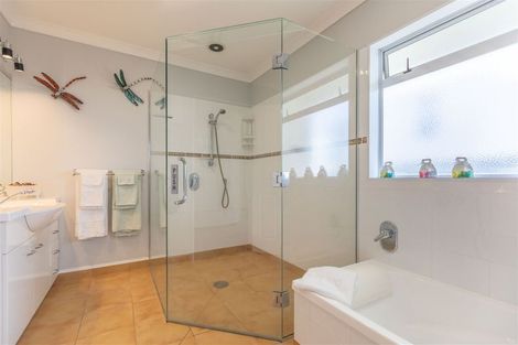 Photo of property in 134 North Shore Road, Eskdale, Napier, 4182