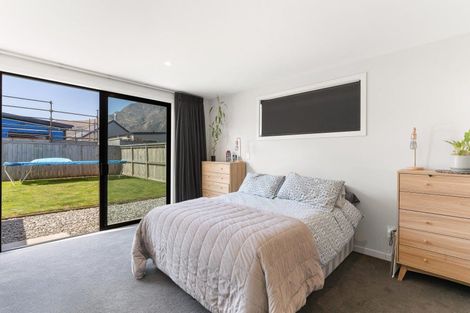 Photo of property in 82 Jack Hanley Drive, Jacks Point, Queenstown, 9371