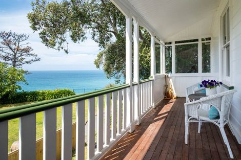 Photo of property in 14 Elizabeth Road, Bluff Hill, Napier, 4110