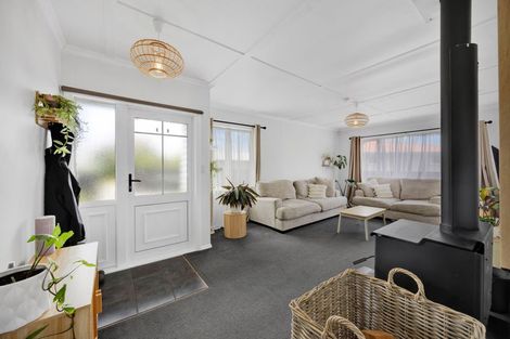 Photo of property in 37 Antonio Street, Stratford, 4332