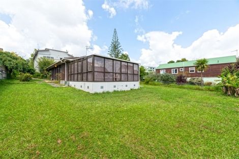 Photo of property in 71 Miro Street, New Lynn, Auckland, 0600