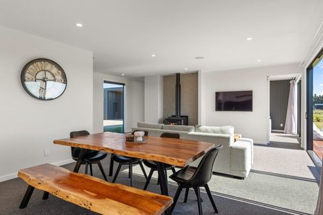 Photo of property in 64 Summers Road, Darfield, 7571