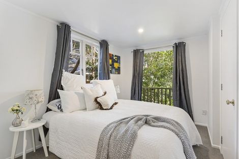 Photo of property in 78 Domain Crescent, Muriwai, 0881