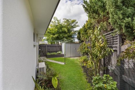 Photo of property in 34 Summerland Crescent, Papamoa Beach, Papamoa, 3118