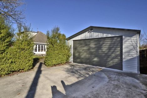 Photo of property in 241 Weston Road, St Albans, Christchurch, 8052