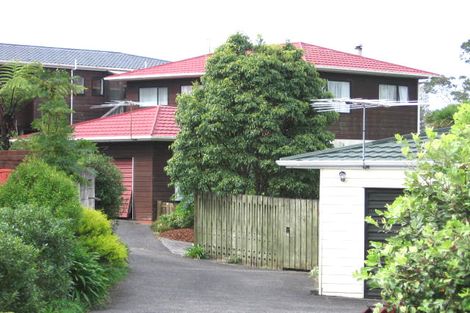 Photo of property in 1/7 Juneau Place, Glendene, Auckland, 0602