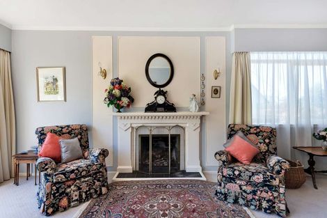 Photo of property in 84 Great North Road, Saint Johns Hill, Whanganui, 4500