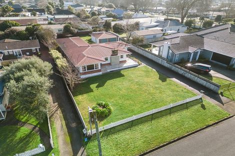 Photo of property in 20 Clare Street, Cambridge, 3434