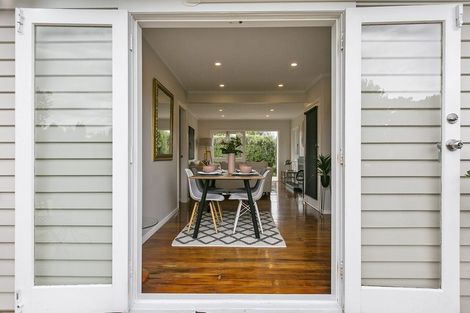 Photo of property in 1/74 Sutton Crescent, Papakura, 2110