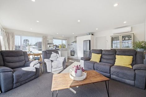 Photo of property in 39 Baynes Street, Burwood, Christchurch, 8083