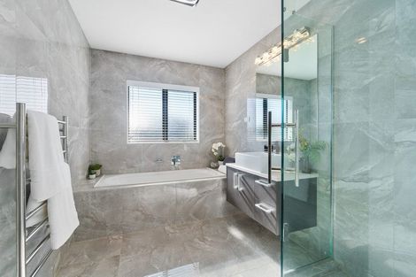 Photo of property in 8 Laylin Place, Pukekohe, 2120