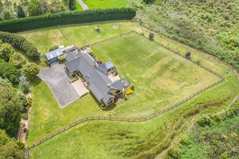 Photo of property in 100 Lea Grove, Levin, 5572