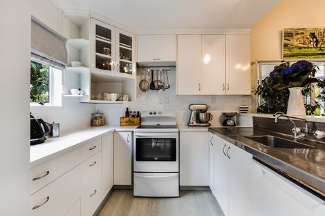 Photo of property in 3 Eliot Place, Leamington, Cambridge, 3432