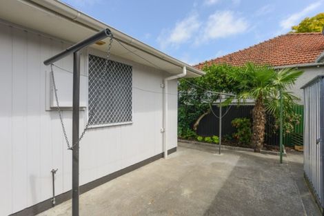 Photo of property in 2/301 Southland Road, Hastings, 4122