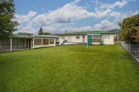 Photo of property in 24 Neale Avenue, Stoke, Nelson, 7011