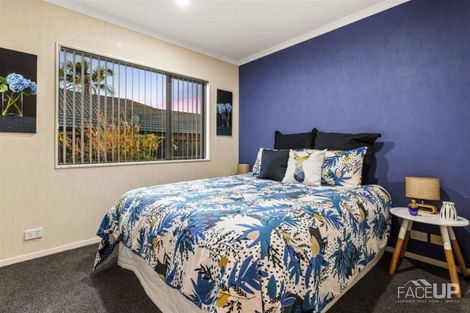 Photo of property in 28 Richfield Crescent, Westgate, Auckland, 0614